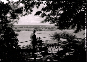 Terrassenblick auf den Rhein